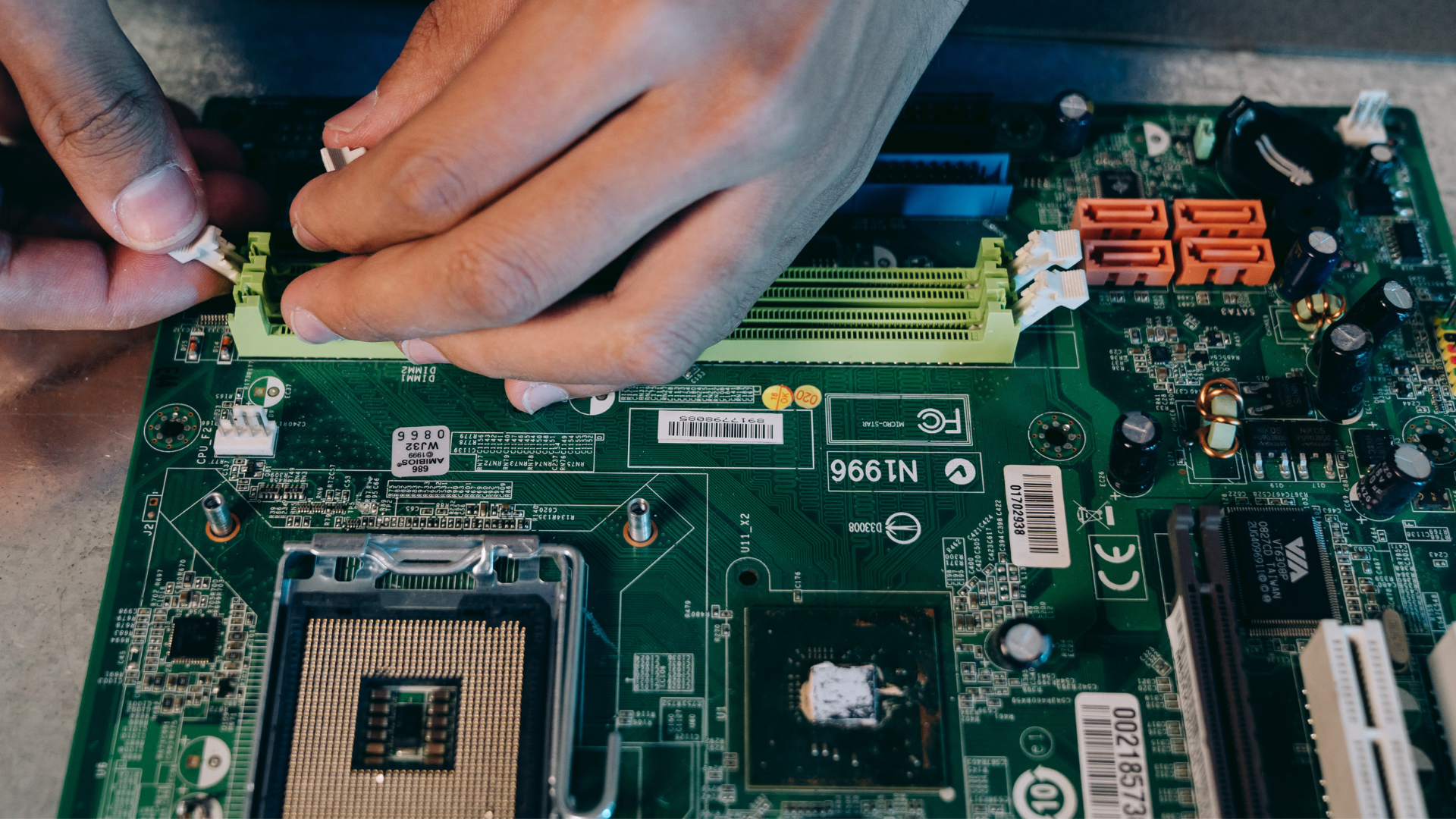 Anti-fragile supply chain microelectronics